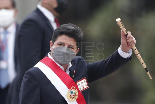  PERÚ CRISIS – Castillo afirma que su esposa entregará su pasaporte y colaborará con la Justicia