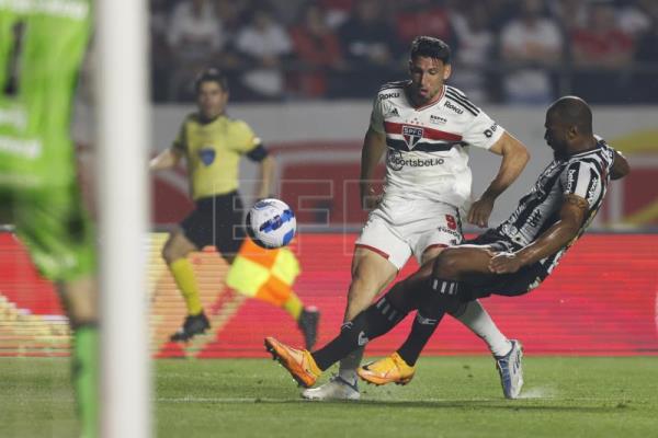 1-0. Sao Paulo derrumba la muralla del Ceará y lo derrota con gol de Nikao