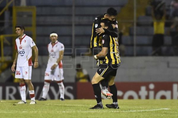  FÚTBOL CONCACAF – 3-1. Real España vence a Real Estelí y pasa a octavos de final