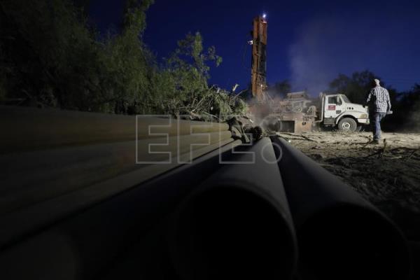  MÉXICO MINERÍA – Presidente de México promete «trabajar hasta rescatar» a 10 mineros atrapados