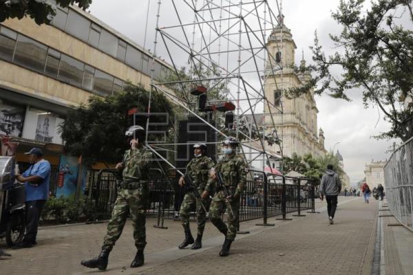  COLOMBIA INVESTIDURA – Bogotá se blinda con 15.000 policías y militares para la investidura de Petro