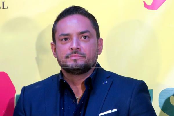  P.RICO TEATRO – El cantante puertorriqueño Manny Manuel debutará como actor en un musical