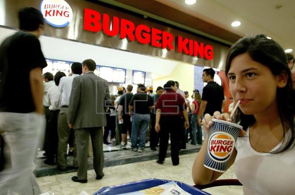  BRASIL EMPRESAS – Fondo emiratí lanza opa por la dueña de cadenas Burguer King y Popeyes Brasil