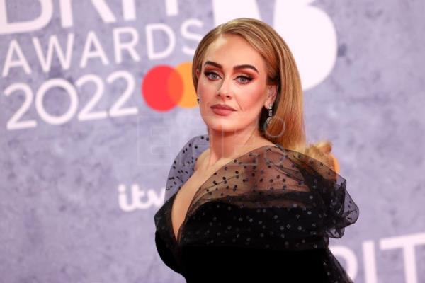  EEUU MÚSICA – Adele dice que cancelar en Las Vegas fue «el peor momento» de su carrera