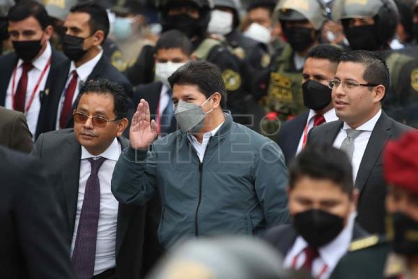  PERÚ CRISIS – La Defensoría del Pueblo de Perú ve con «preocupación» los cambios ministeriales