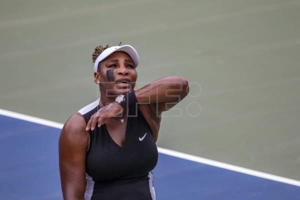  TENIS TORONTO – Serena Williams vence en Toronto a la española Nuria Párrizas Díaz