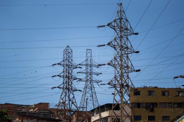  VENEZUELA ELECTRICIDAD – Venezuela evalúa incorporar más megavatios para recuperar el sistema eléctrico