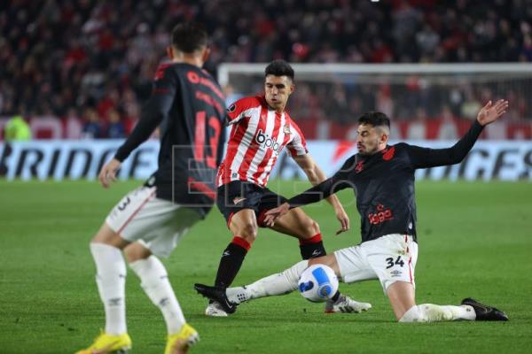  FÚTBOL CONMEBOL – Brasil asegura cupo en las finales de las copas Libertadores y Sudamericana