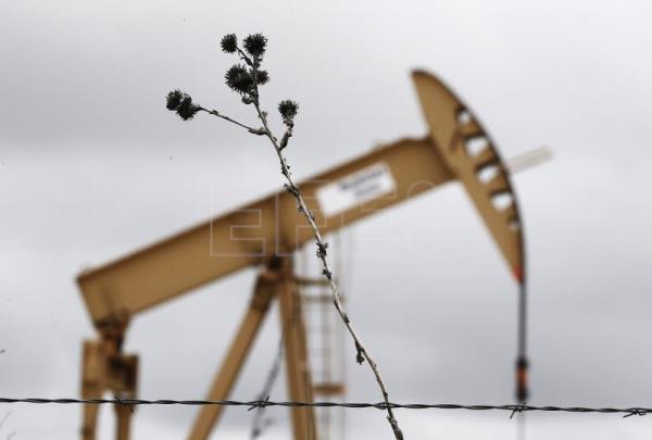  PETRÓLEO TEXAS – El petróleo de Texas abre con un descenso del 1,26 %, hasta los 93,15 dólares del barril