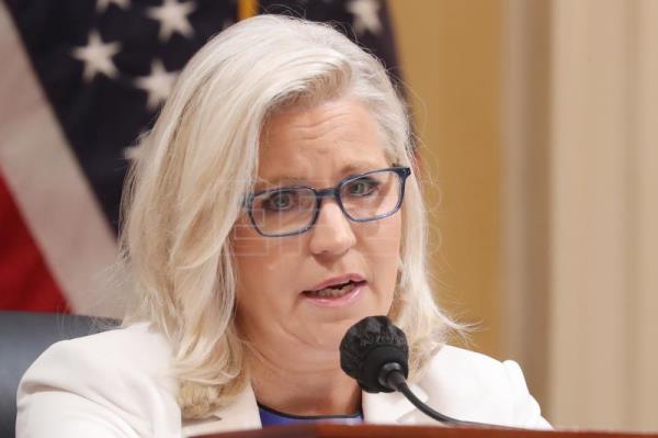  EEUU ELECCIONES – La congresista enfrentada a Trump, Liz Cheney, pierde en primarias republicanas