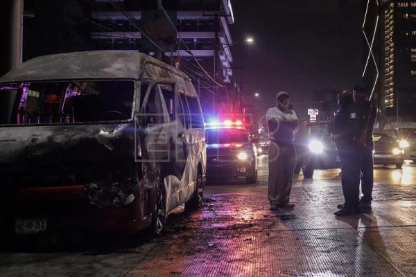 Autoridades mexicanas adjudican a cártel jornada violenta en Baja California