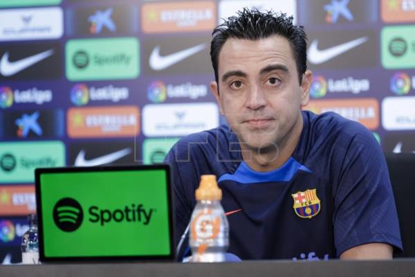 Xavi deja fuera de la lista a Dest, Umtiti y Braithwaite