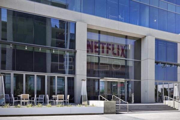 Netflix cumple 25 años con un futuro incierto como líder del 'streaming'