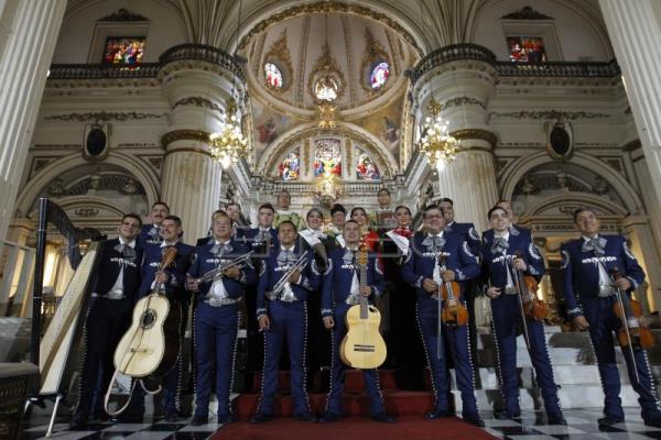 Mariachis, la arraigada tradición en el mundo que se niega a morir