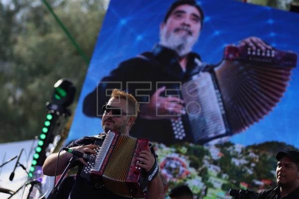 A tres años de su muerte recuerdan al músico mexicano Celso Piña