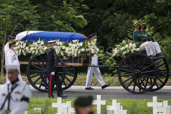  FILIPINAS RAMOS – Filipinas da su ultimo adiós al expresidente Fidel Ramos