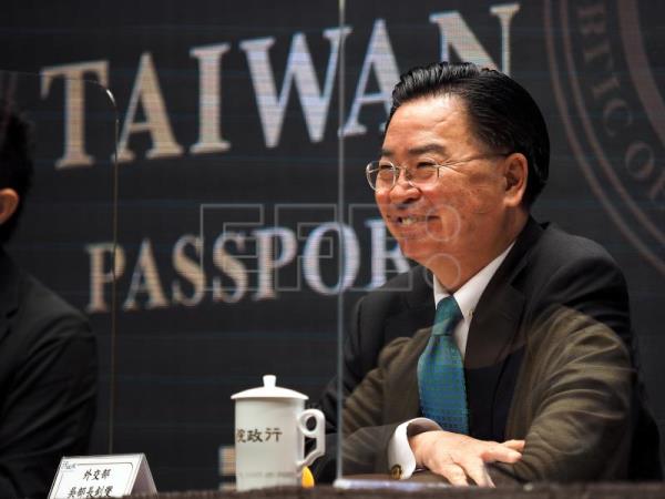  TAIWÁN CRISIS – China anuncia sanciones para «fanáticos separatistas taiwaneses»