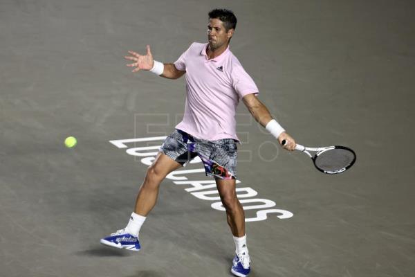 Kokkinanis vence a Verdasco y avanza a octavos en Los Cabos