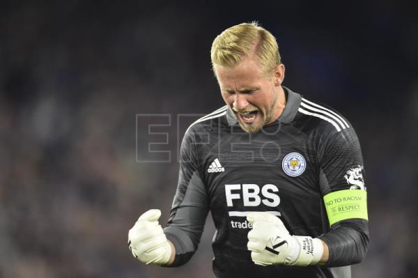 El Niza ficha a Kasper Schmeichel para reemplazar al argentino Benítez