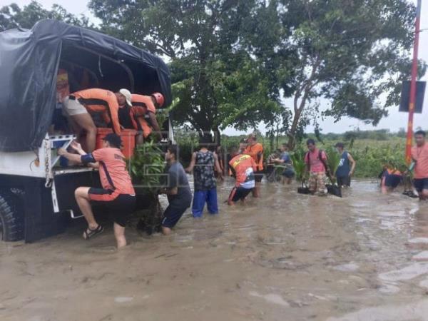  FILIPINAS TORMENTA – La tormenta Ma On deja al menos tres muertos y cuatro heridos en Filipinas