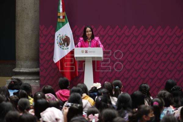 La mexicana Katya Echazarreta, tras haber ido al espacio: Quiero inspirar