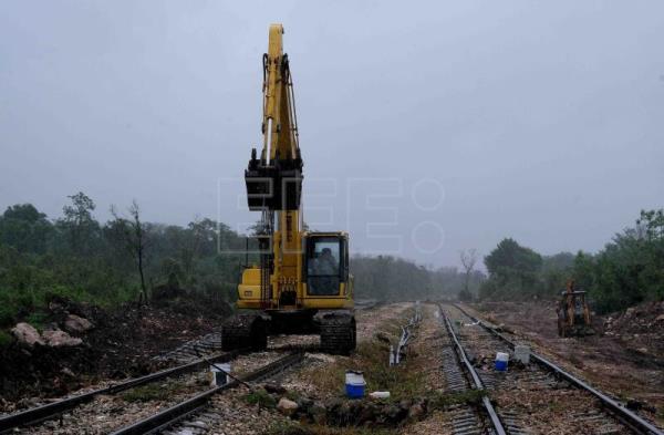  MÉXICO TREN MAYA – Ordenan frenar definitivamente obras en un tramo del mexicano Tren Maya