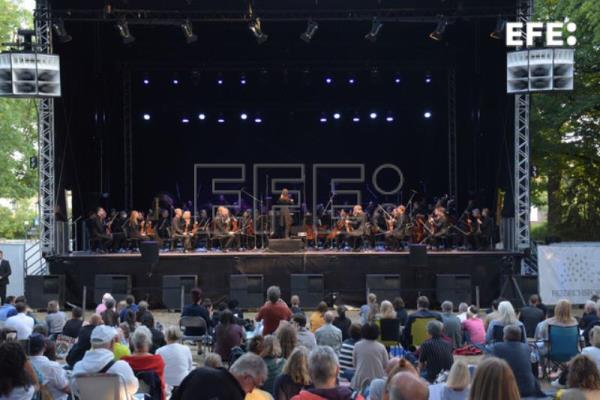  ALEMANIA BAYREUTH – El Bayreuth de Wagner deja atrás el smoking, la corbata y el zapato cerrado