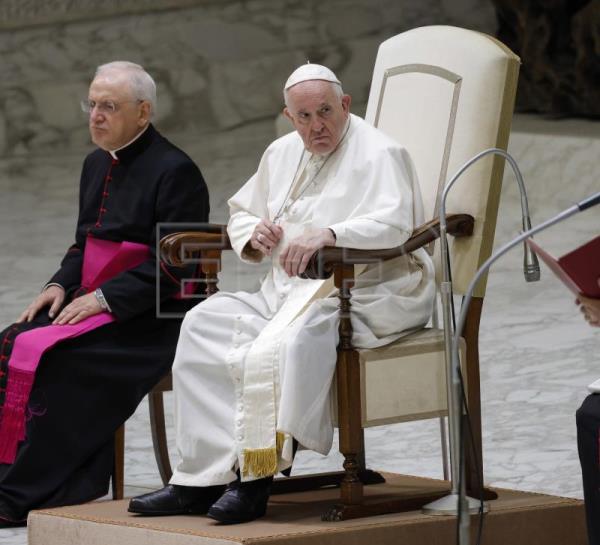  PAPA VEJEZ – El papa avisa que pretender la eterna juventud es «delirante»