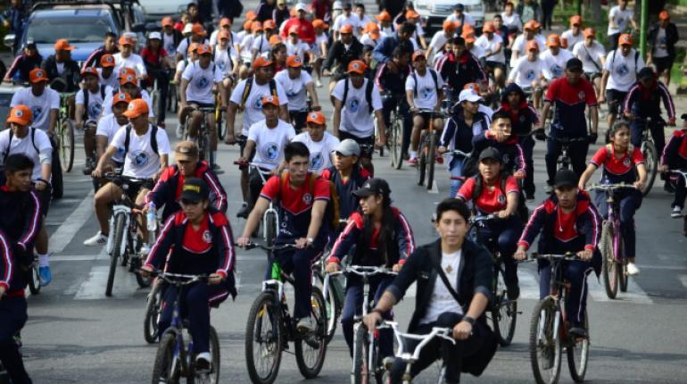  Actividades de educación vial caravanas en bicicletas y otros ejercicios mañana jueves día sin carro ni moto