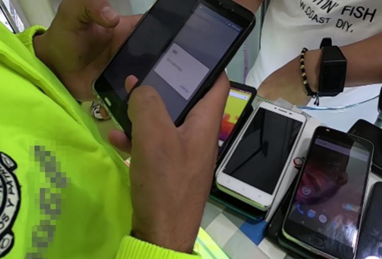  Barrida a la venta de celulares robados en Gaitán. Se ‘limpió’ la zona céntrica 