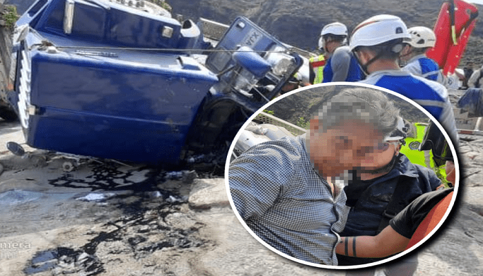 Rescatado con vida el conductor de tractomula accidentada en la vía a Bogotá