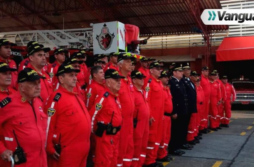  Con honores despidieron al Capitán Correa uno de los Fundadores del Cuerpo de bomberos en la inspección de Dinamarca