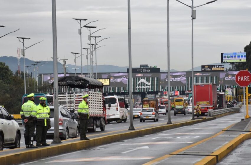  Alto tráfico vehicular registró la vía a Bogotá durante el fin de semana con puente festivo