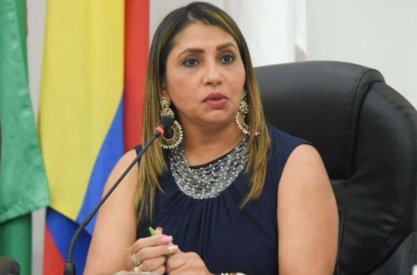  Delincuente que se hace llamar “Juan sin Miedo” estaría extorsionando a la gobernadora de Arauca con videos privados con su pareja.