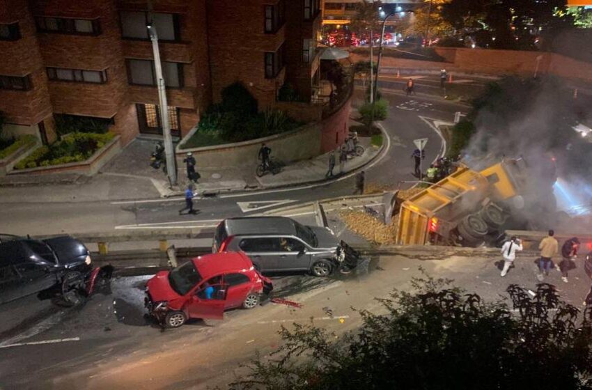  Una persona fallecida en accidente de tránsito sobre la vía a Bogotá la noche del sábado
