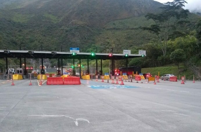  Por demanda contra alza de peajes en la vía a Bogotá Tribunal citó a conciliación al Ministerio de Transporte, Coviandina, la ANI y a los demandantes