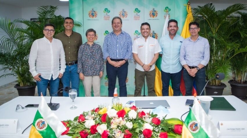 Gobernadores del centro del país acordarán temas de abastecimiento alimentario, mañana en Bogotá