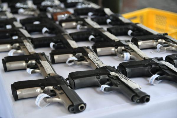  Controles policivos para sacar de circulación el porte ilegal de armas de fuego