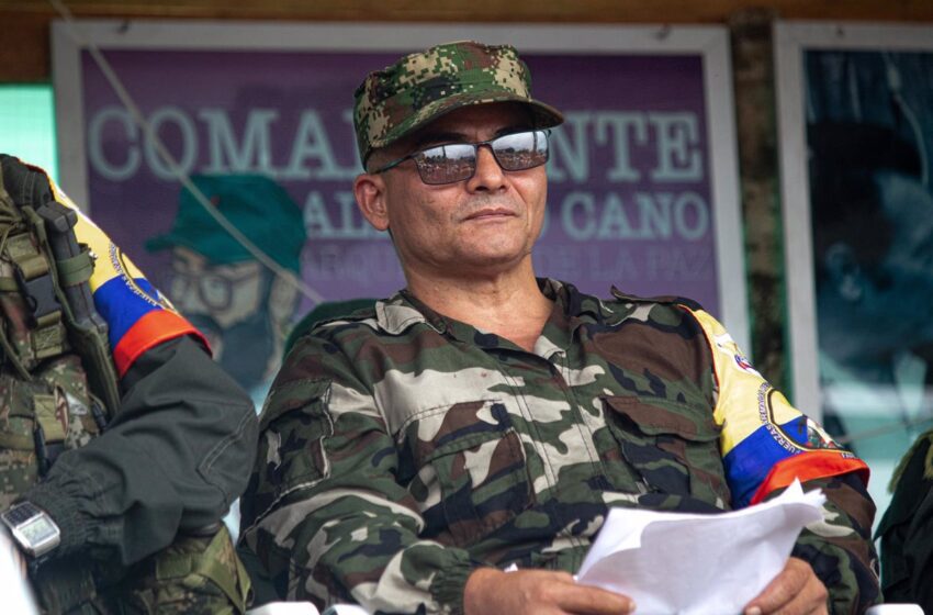  Inteligencia militar dice tener pruebas sobre acciones criminales del grupo de ‘Iván Mordisco’