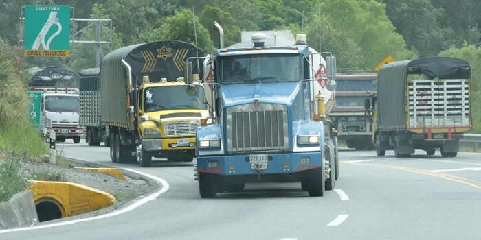  Concesionaria implementará horario único para carros con carga pesada por Naranjal sobre la vía a Bogotá