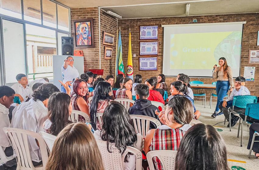  Con amor y prevención llega el instituto de turismo de Villavicencio a las aulas