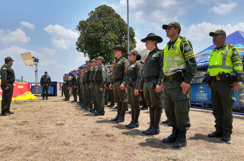  Soldados del Serviéz y policía a cargo de la seguridad en Puerto Gaitán de fiestas este fin de semana