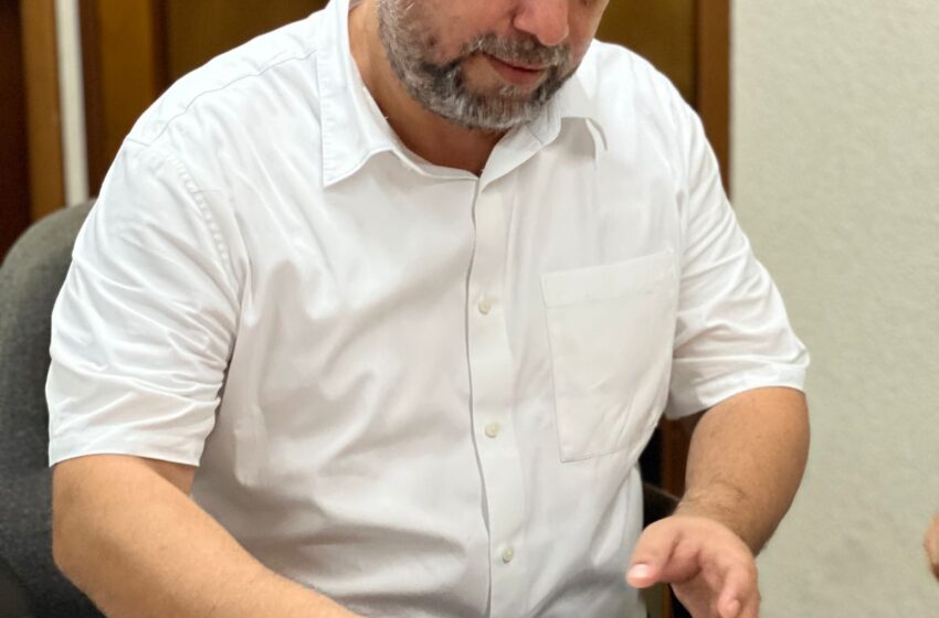  Jhorman Saldaña se posesionó como nuevo director general de Cormacarena