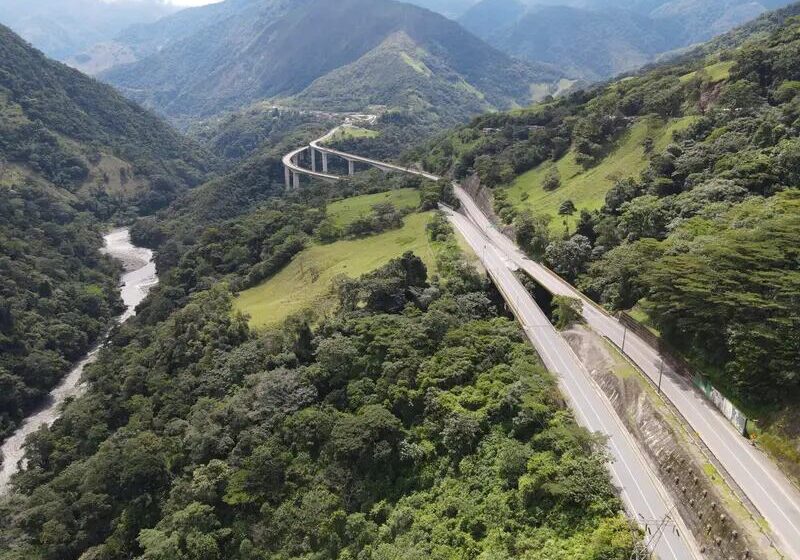  Soluciones para restablecer la vía a Bogotá, exige la Gobernadora del Meta.