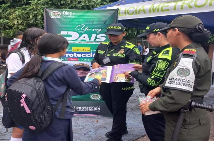  Con acompañamiento de la Policía regresaron los estudiantes a los Colegios