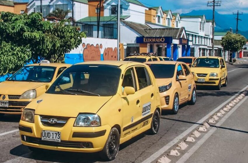  En $6.000 quedo carrera mínima de taxi tras incremento de $300