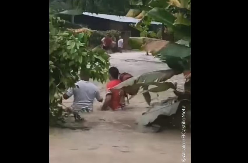  Dos escuelas cerraron en El Castillo por la inundación