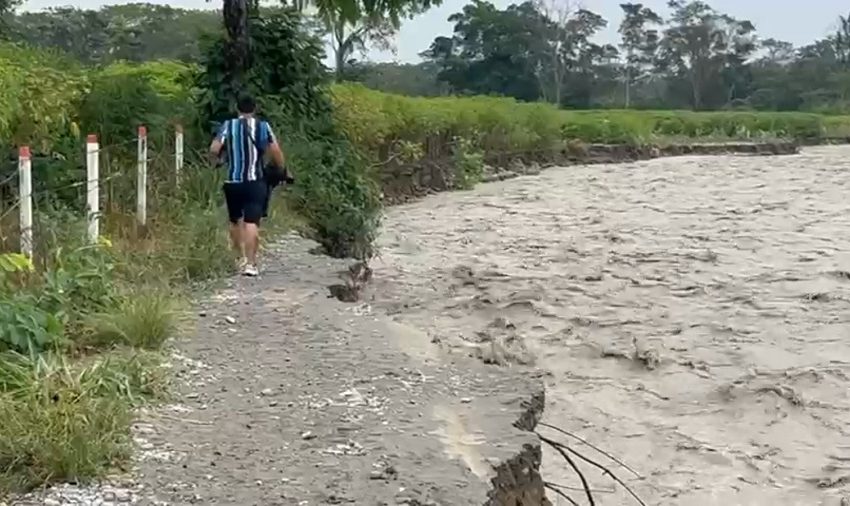  300 familias damnificadas por desbordamiento del río Ariari en El Dorado